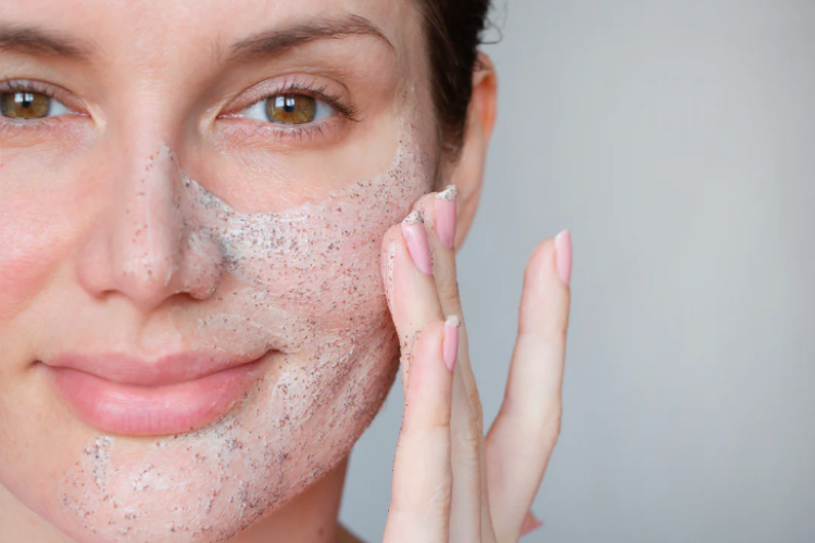 چگونه از اسکراب صورت استفاده کنیم؟