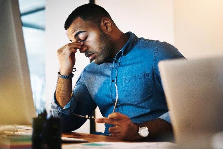 چگونه خواب زیاد را کنترل کنیم؟