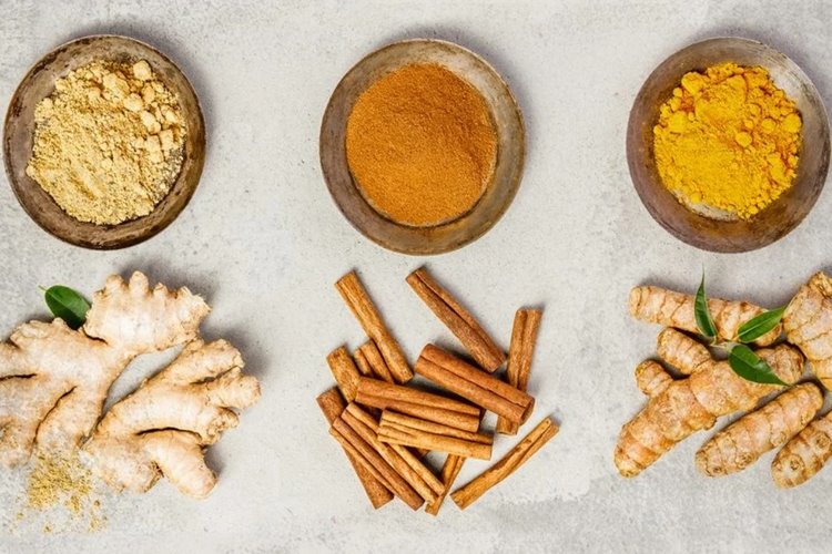 بهترین دمنوش برای پریود شدن سریع و طبیعی