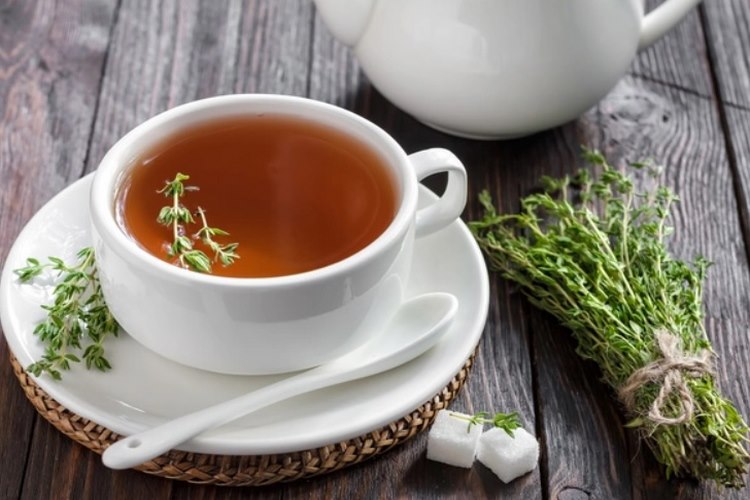 فواید دمنوش آویشن برای زنان