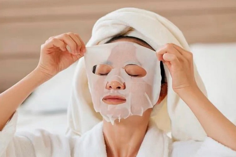 انواع ماسک‌های صورت موثر برای رفع لک و روشن کردن پوست