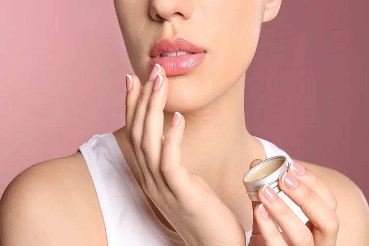 بهترین مواد طبیعی برای ساخت ماسک لب خانگی
