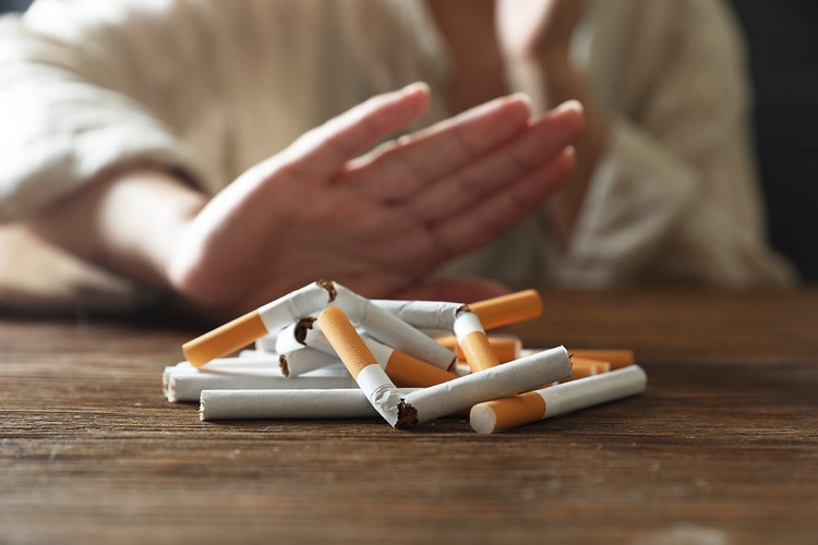 چالش‌ها و مشکلات رایج هنگام ترک سیگار