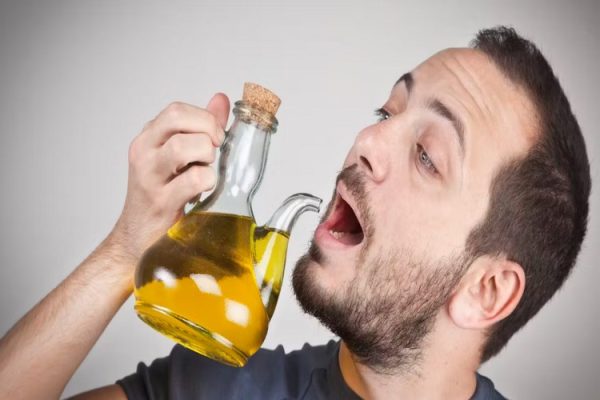 فواید خوردن روغن زیتون ناشتا